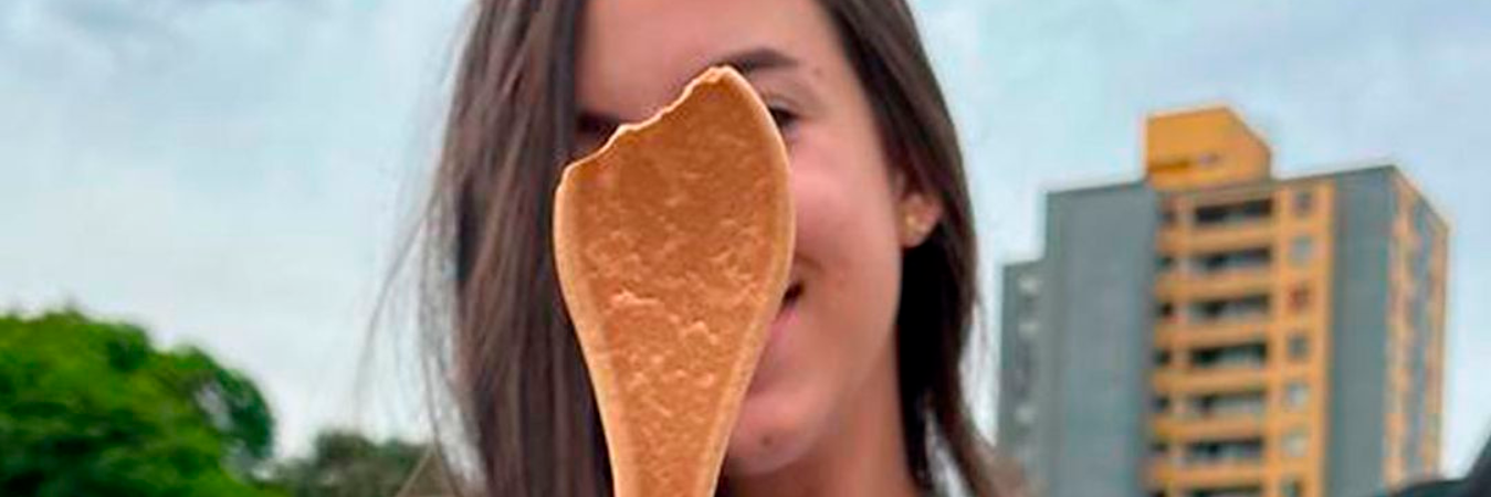 Crunchis está comprometido con combatir el plástico de un solo uso, que es el que le hace daño al medio ambiente. / FOTO: INSTAGRAM @crunchisoficial