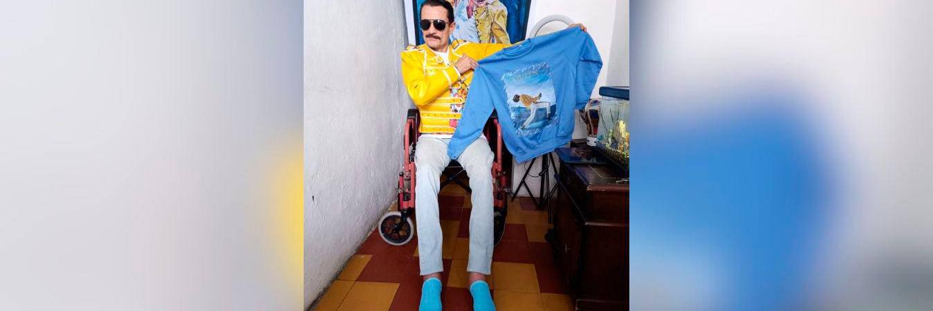 Cantará en vivo en las redes sociales, pero también venderá camisetas estampadas. /FOTO: SUSANA COGUA 