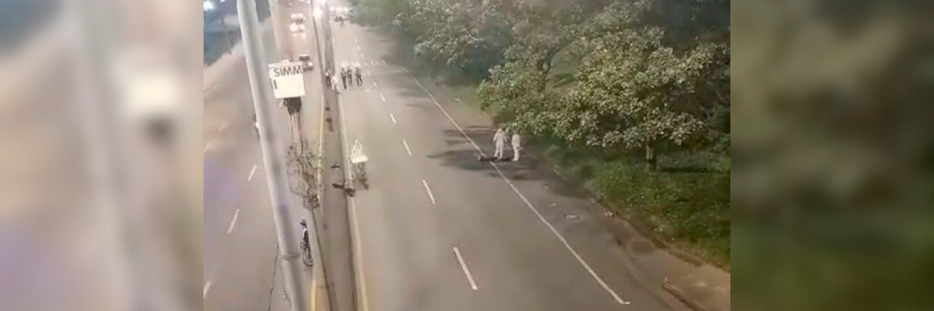 La pareja iba en sentido norte-sur. /FOTO: CORTESÍA DENUNCIAS ANTIOQUIA. 