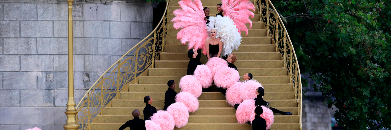 El acto que protagonizó lo ensayó solo unas horas antes de la inauguración. FOTO: X @Olympics