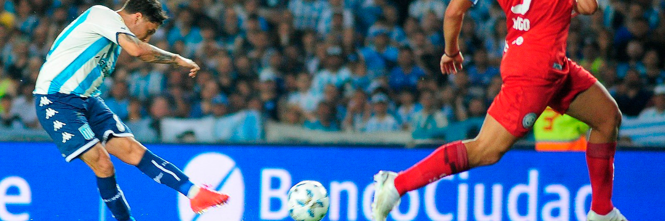 Juan Fernando Quintero en Racing Club. /FOTO: @RacingClub