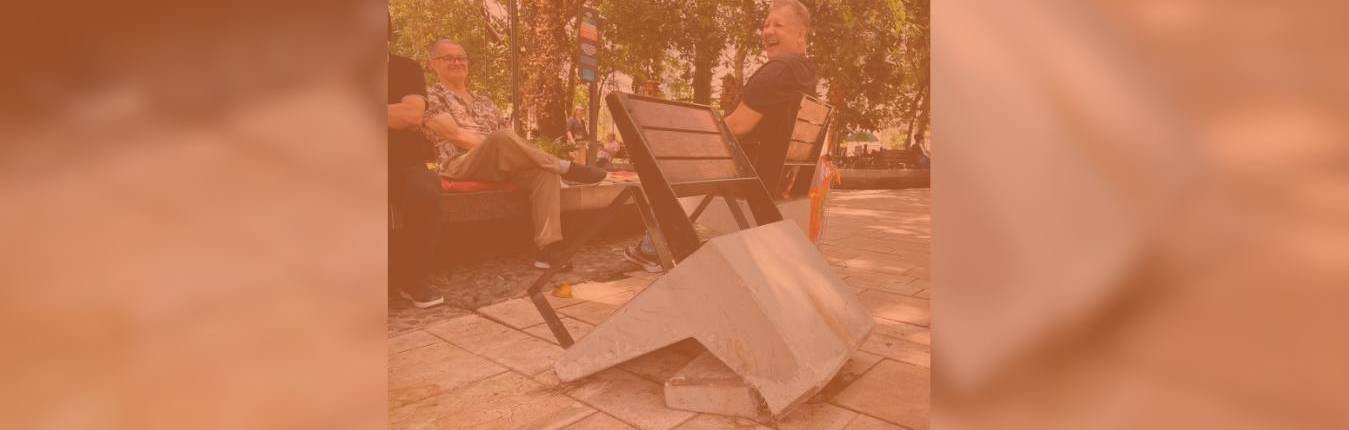 Imagen Bancas parque de Belén (1)