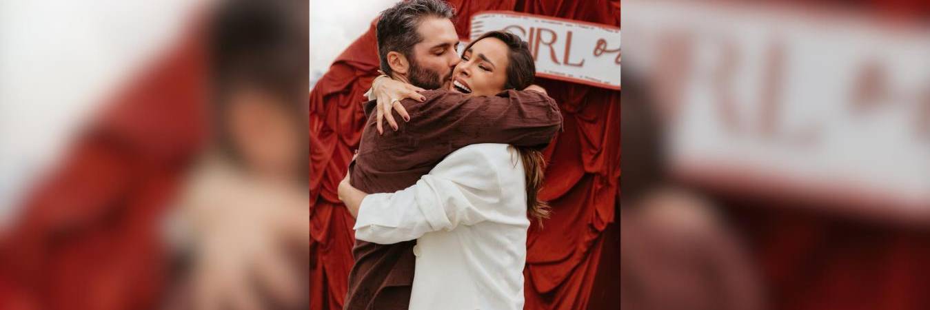Sara Corrales y su esposo Damian Pasquini en la revelación del género de su bebé. FOTO: INSTAGRAM @SARACORRALES