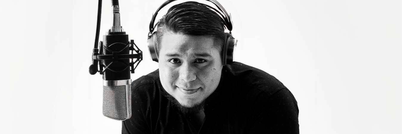 El hombre creó su empresa en Medellín y en la actualidad trabaja con población venezolana y colombiana. / FOTO: CORTESÍA JÉYMAR MÁRQUEZ