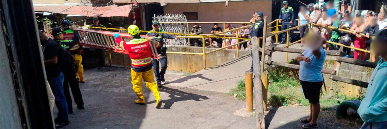 Al parecer, el hombre saltó a una canalización. /FOTO: CORTESÍA DENUNCIAS ANTIOQUIA 