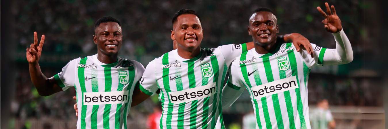 Marino Hinestroza, Alfredo Morelos y Kevin Viveros, los reyes de la noche verdolaga. / FOTO: MANUEL SALDARRIGA.