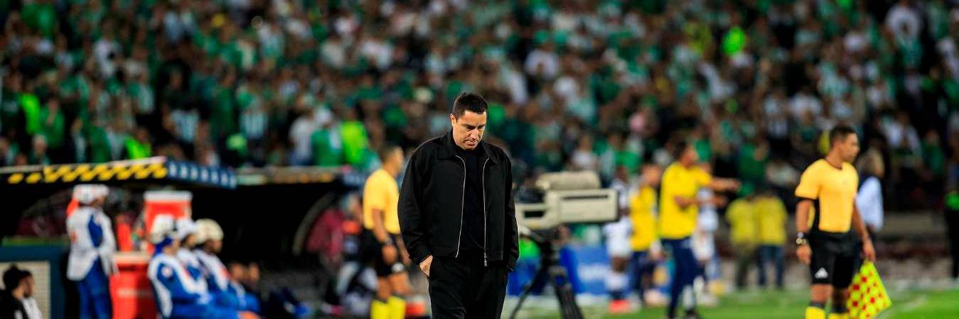 Aunque en un inicio la hinchada no le tenía mucha fe al mexicano, él se ganó el respeto de dirigentes, deportistas y fanáticos. /FOTO: CAMILO SUÁREZ