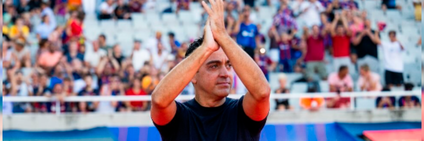 Xavi Hernández dirigiendo un partido de Barcelona. /FOTO: INSTAGRAM @xavi