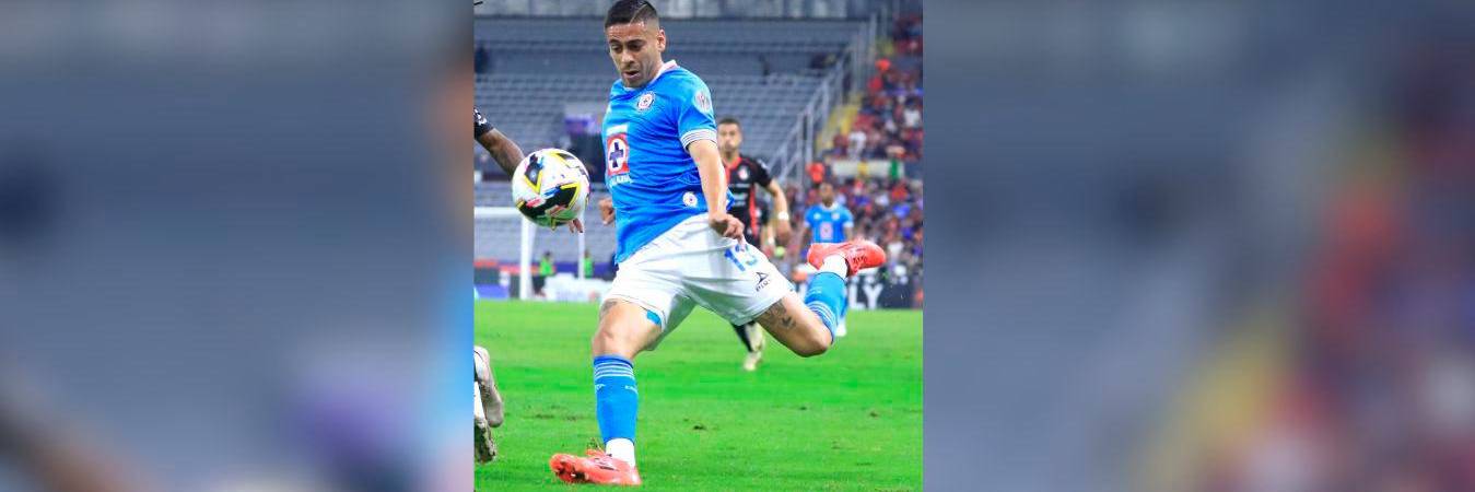 El jugador llegó para ocupar el lugar que dejó Álvaro Angulo. / FOTO: @CAMILOCANDIDO13