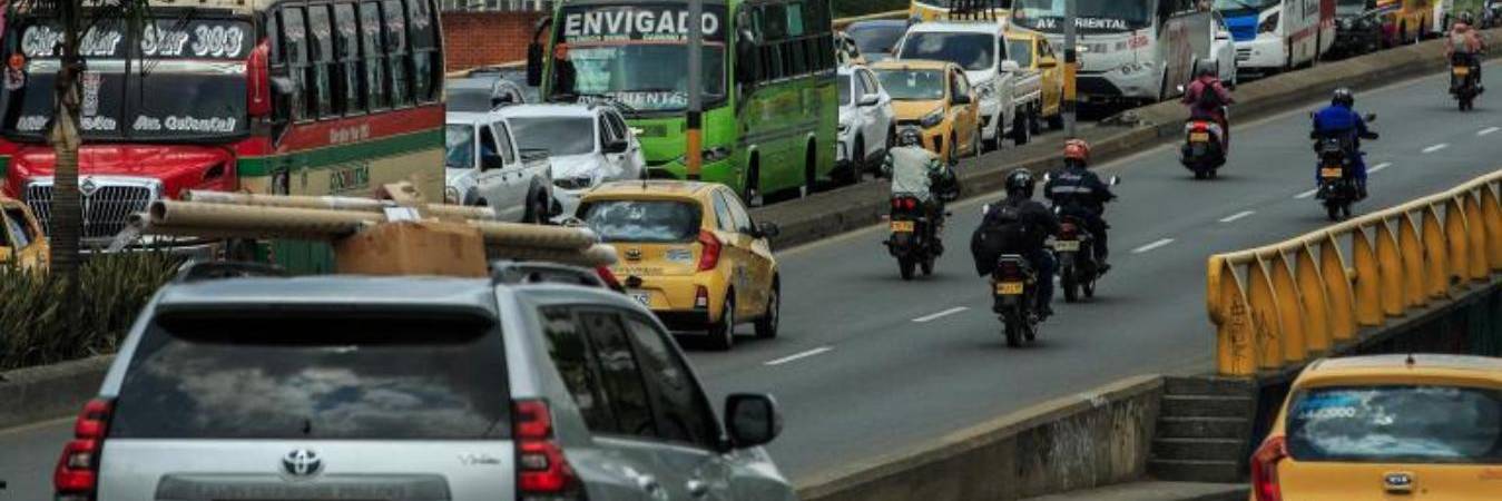Movilidad en Medellín. FOTO: CAMILO SUÁREZ 