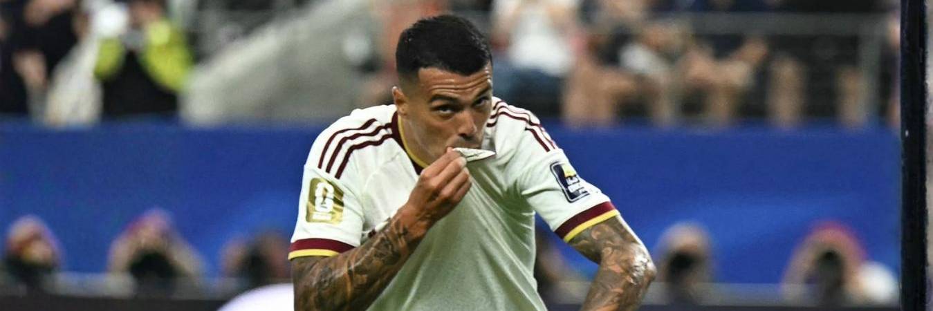 Pedro Porro, defensa español al servicio del Tottenham Hotspur, marcó el segundo gol en la victoria 2-0 de su país sobre Francia, en la semifinal del Mundial 2026. FOTO: FIFA