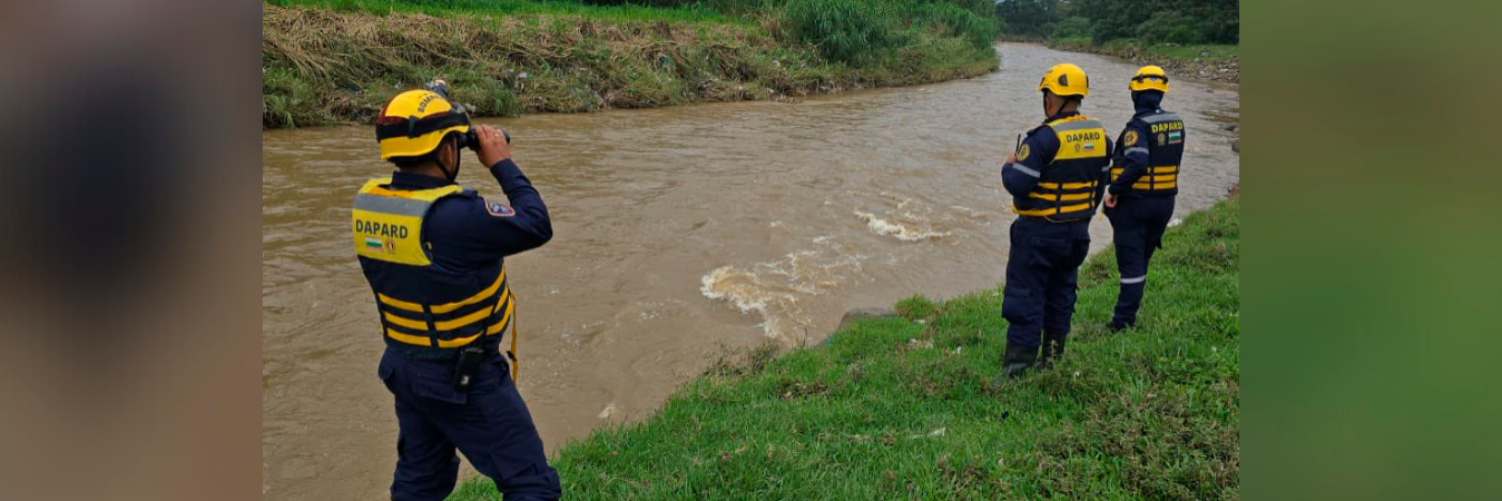 Bomberos de diferentes municipios lo buscaron durante varios días. /FOTO: TOMADA DE X FEDERICO GUTIÉRREZ.
