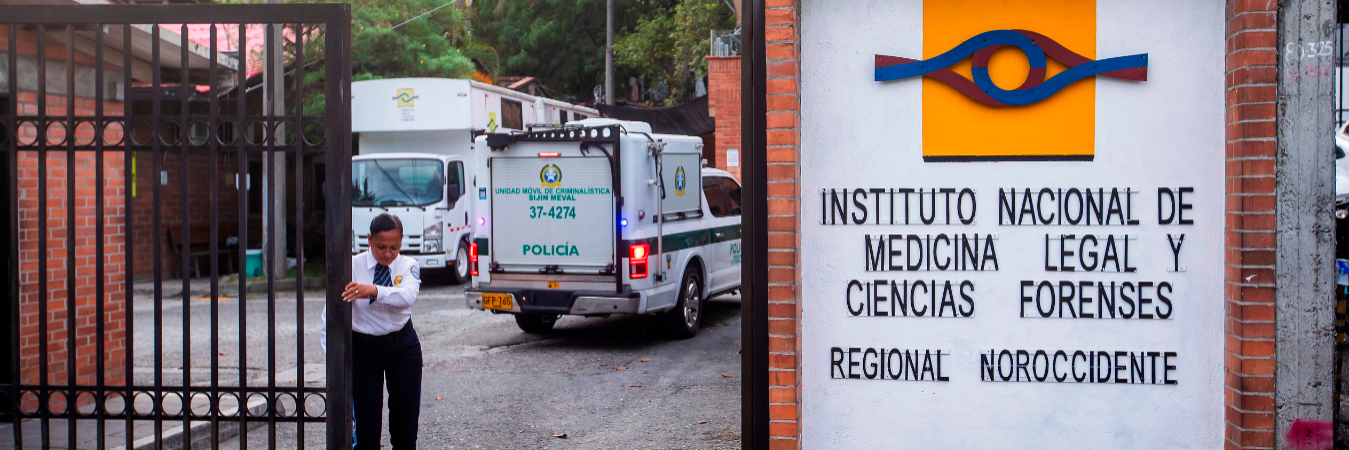 Los cuerpos ya llevan varios días en la morgue. /FOTO: ARCHIVO.
