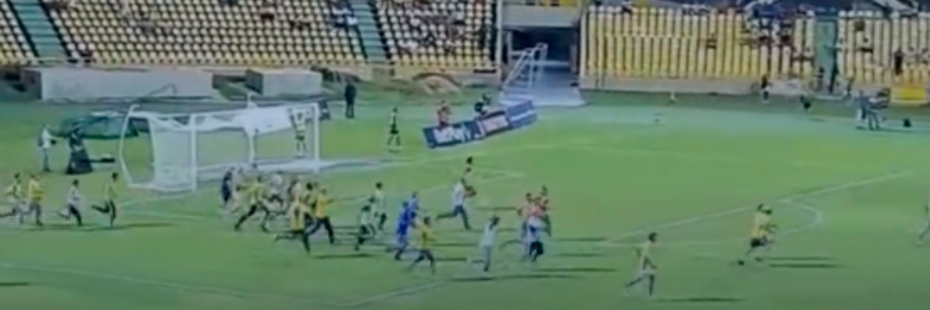 Disturbios hinchas del Real Cartagena. /FOTO: TOMADA DE VIDEO 