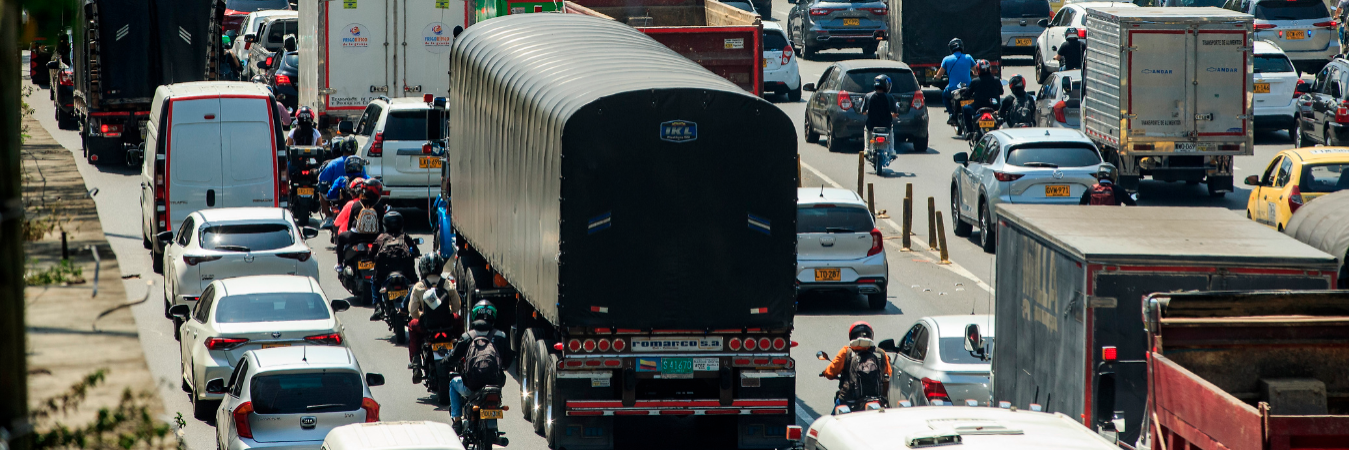 Movilidad en Medellín. /FOTO: ANDRÉS CAMILO SUÁREZ. 