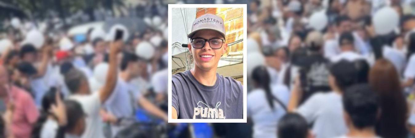 Marlon Rivas Rojas, el joven asesinado a tiros en Castilla, fue despedido por su familia y amigos. FOTOS: CORTESÍA Y REDES DE HERNÁN ECHEVERRI SI SE PUEDE
