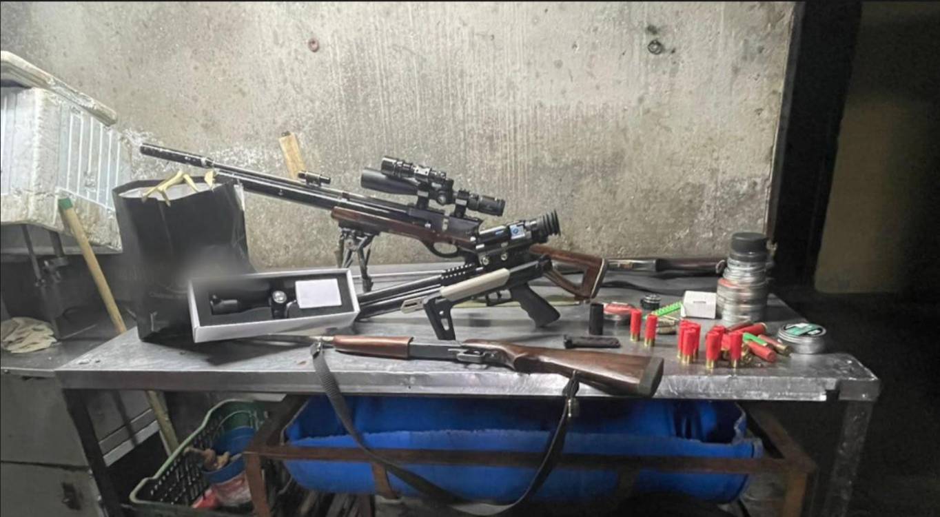 El material bélico era importado ilegalmente y desviado a través de falsas academias de tiro para abastecer a El Mesa, Pachelly y Los Triana en el Valle de Aburrá. FOTO: POLICÍA NACIONAL