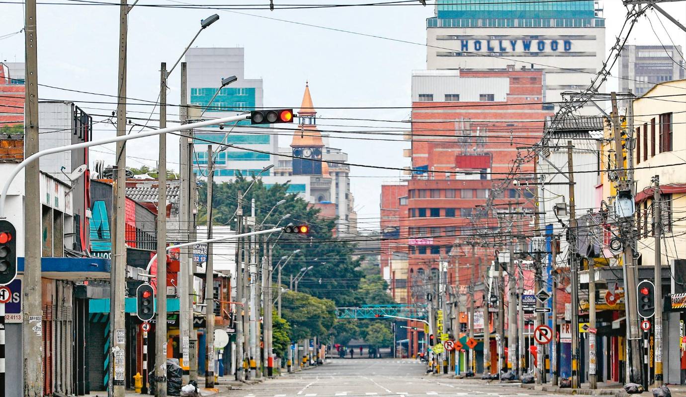 84. Encerrados del todo: enero del 2021, al igual que en otros meses, llevó a muchos toques de queda que obligó a las personas a quedarse en sus casas. El Covid seguía haciendo de las suyas. / FOTO: MANUEL SALDARRIGA.