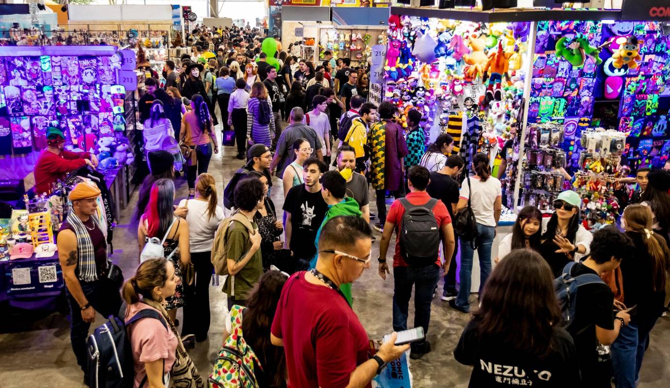 Uno de los invitados este año es Humberto Vélez, quien ha dedicado 40 años al mundo del doblaje y es reconocido popularmente como la voz oficial del personaje Homero Simpson. Foto: Jaime Pérez 