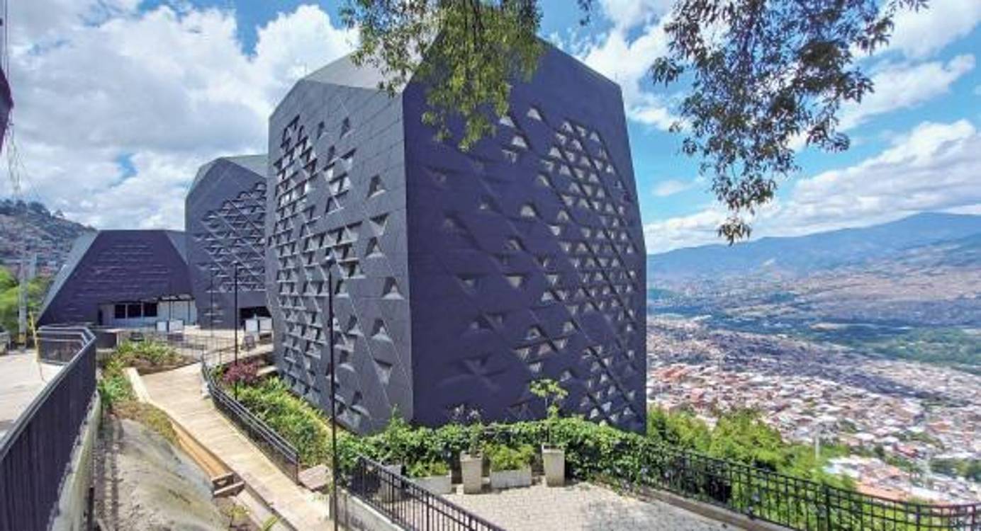 Biblioteca Santo Domingo 2025. <b><span class=mln_small-caps_mln>/FOTO: Q’HUBO</span></b>