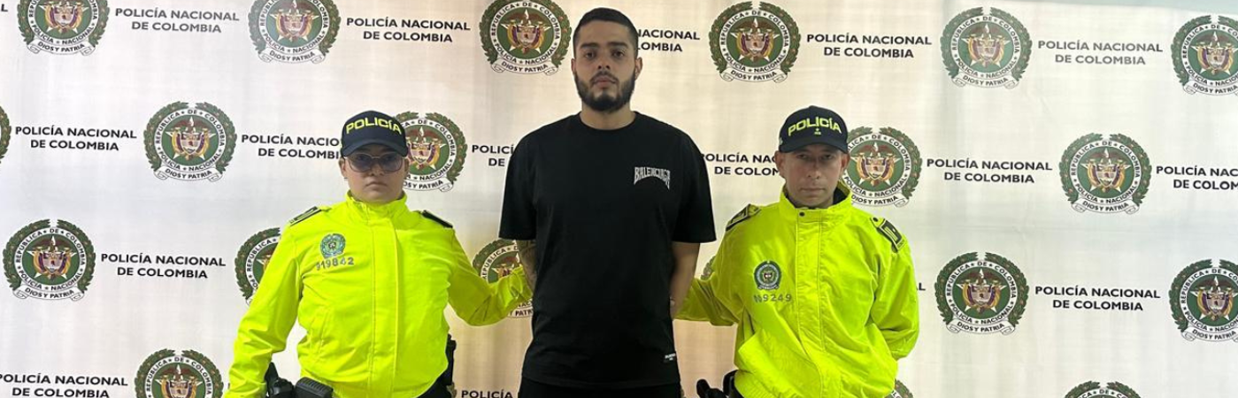 Pablo Andrés Mena Restrepo, alias el Negro, tras ser capturado. /FOTO: POLICÍA NACIONAL