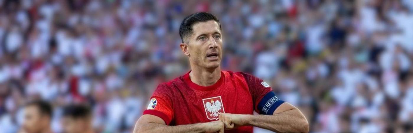 El polaco Robert Lewandowski es una de las grandes figuras del fútbol que se quedó sin participar en el Mundial. FOTO: GETTY