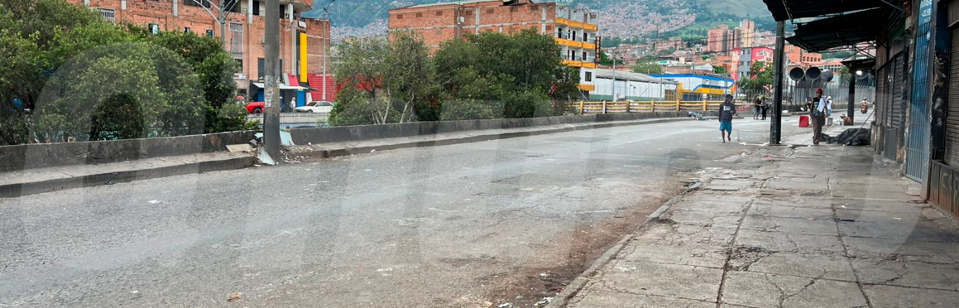 En este punto habría sido encontrado el cuerpo en una bolsa y con papel vinipel. /FOTO: ANDRÉS FELIPE OSORIO. 