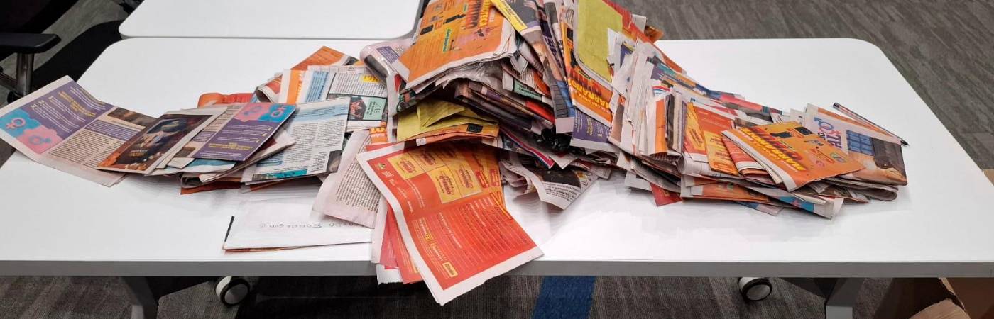 Una a una revisamos las historias que nos enviaron nuestros lectores. /FOTO: Q’HUBO 