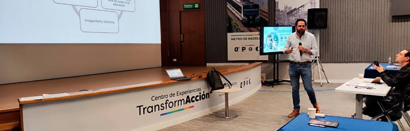 En el taller se habló de la historia y evolución de la migración venezolana en Colombia. / FOTO: ANA CRISTINA MARINO