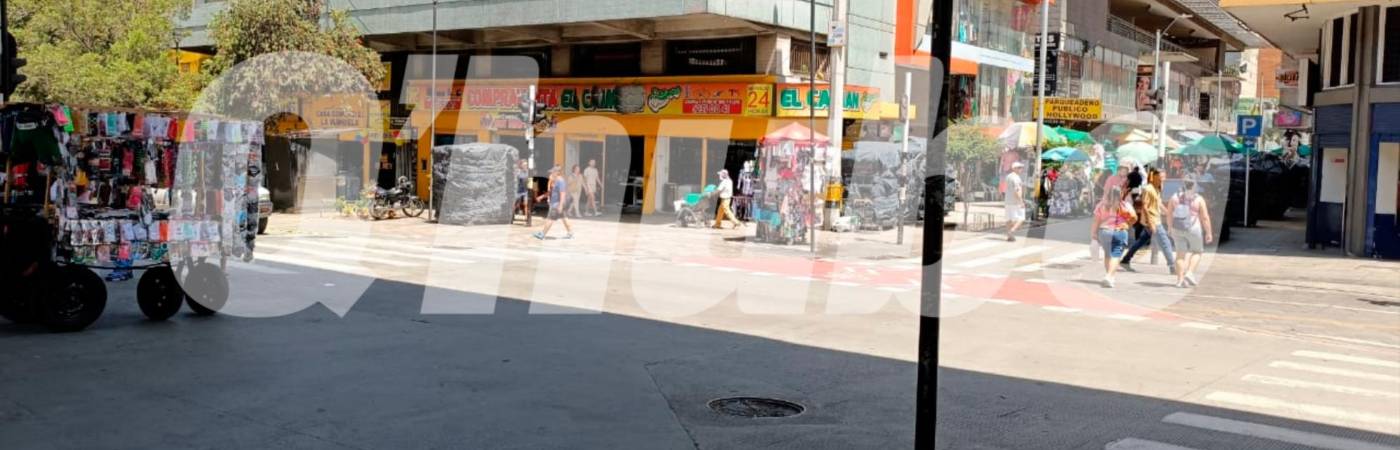 En esta esquina de la carrera 51 con calle 48 (Pichincha con Bolívar), ocurrió el asesinato. /FOTOS: SUSANA COGUA PÉREZ