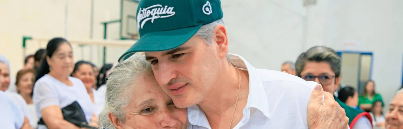 Doña Romelia no se deja ganar de las enfermedades