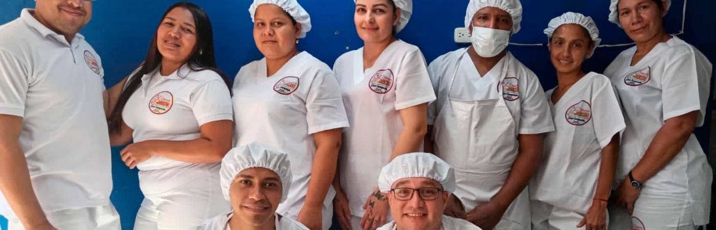 Los empleados de Adri y de Jesús Alberto. /FOTO: CORTESÍA