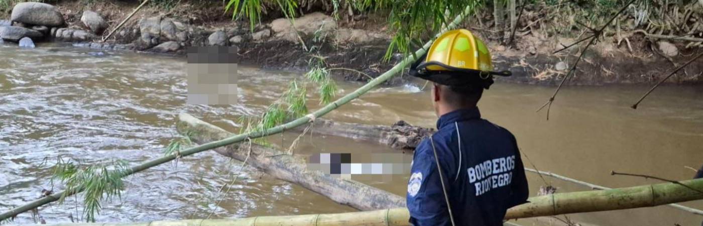 Hallan cuerpo sin vida en río de Rionegro. FOTO: BOMBEROS RIONEGRO