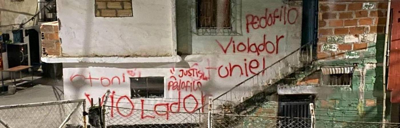 Así quedó la vivienda del presunto abusador. /FOTO: DENUNCIAS ANTIOQUIA