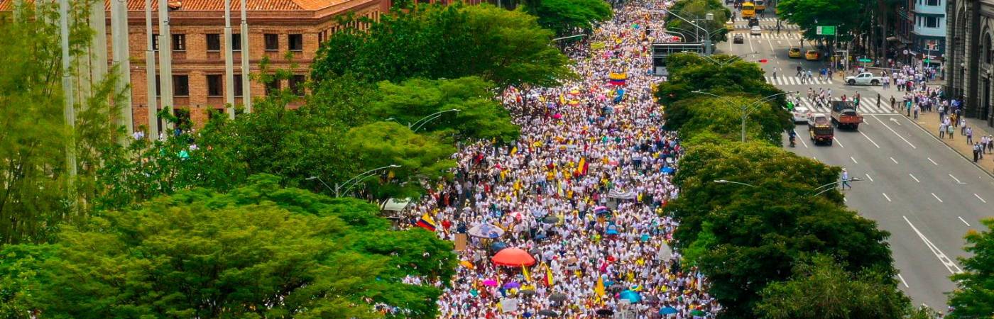 EN FOTOS: Marcha contra el Gobierno Petro se vivió sin alteraciones en Medellín