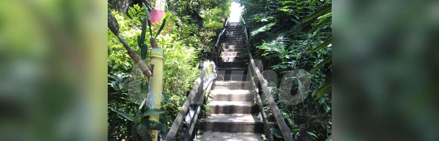 En estas escalas encontraron el cadáver. /FOTO: LAURA ROSA JIMÉNEZ VALENCIA