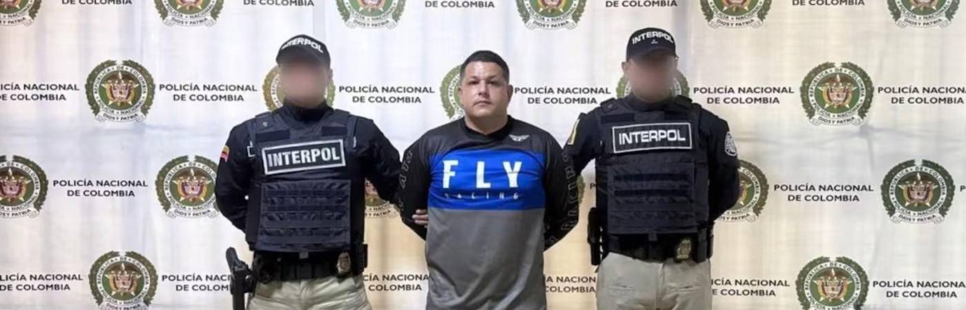 Andrey Gustavo Segura Quesada, alias Gemelo o Tavo, tras ser capturado por Interpol en El Poblado. FOTO: CORTESÍA