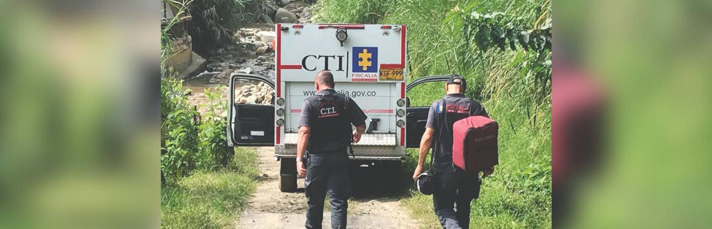 Funcionarios del CTI fueron los encargados de realizar la inspección técnica al cadáver, recolectar el material probatorio y llevar el cuerpo a Medicina Legal (Imagen ilustrativa, no corresponde al caso). FOTO: LAURA ROSA JIMÉNEZ VALENCIA