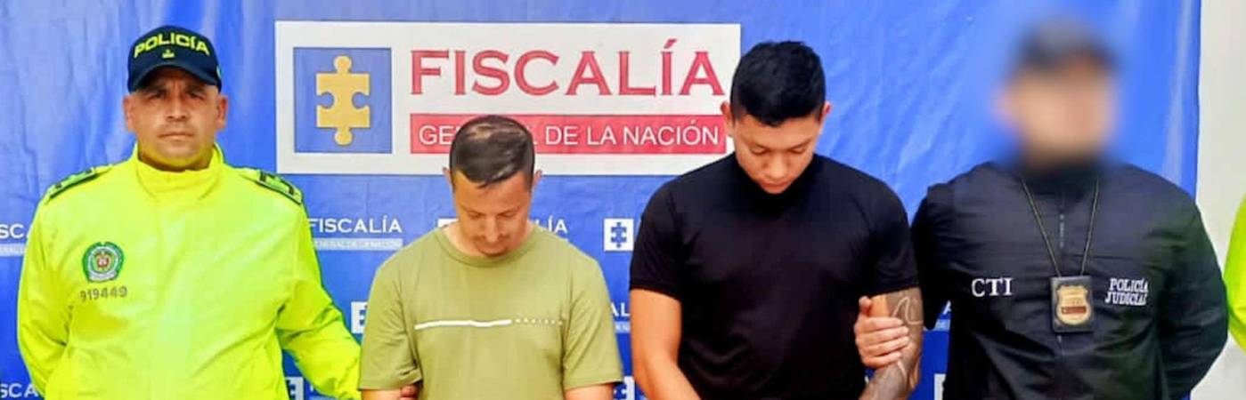 Los dragoneantes Diego Stiven Castaño Sánchez y Christian Camilo Alvarado Torres. /FOTO: CORTESÍA