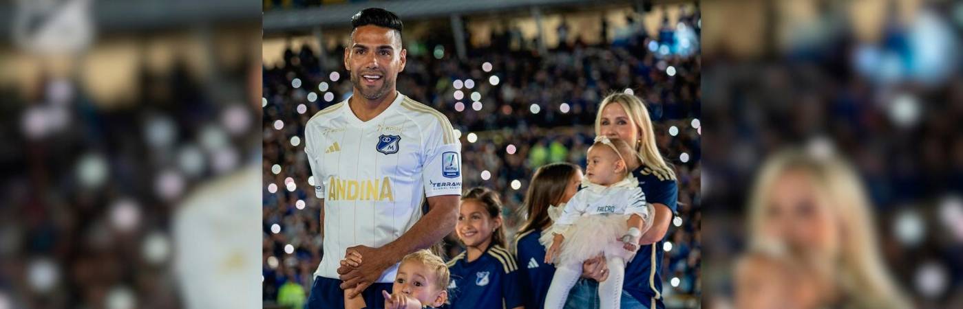 El Tigre Falcao y su familia a su entrada a la cancha del estadio El Campín. /FOTO: INSTAGRAM @millosfcoficial
