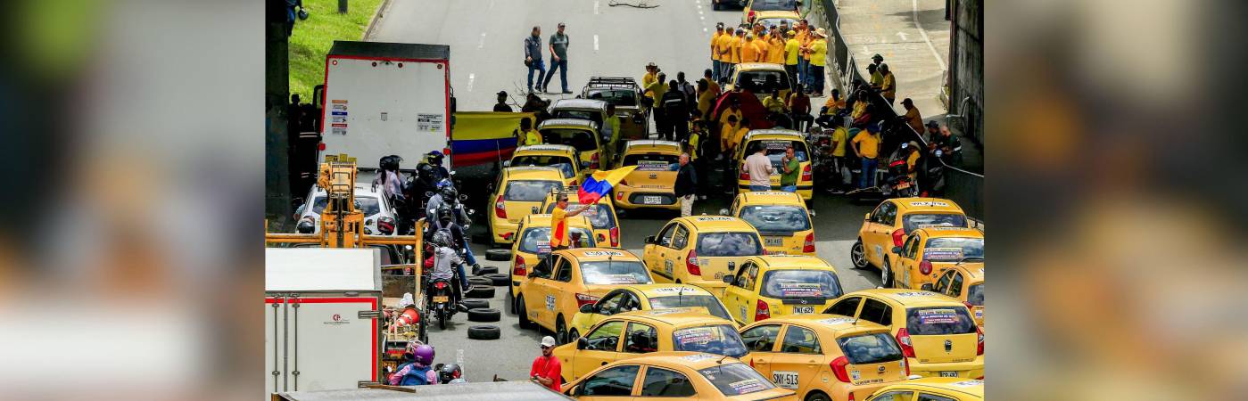 En Colombia circulan y están registrados alrededor de 768.000 taxis. FOTO: CAMILO SUÁREZ ECHEVERRY