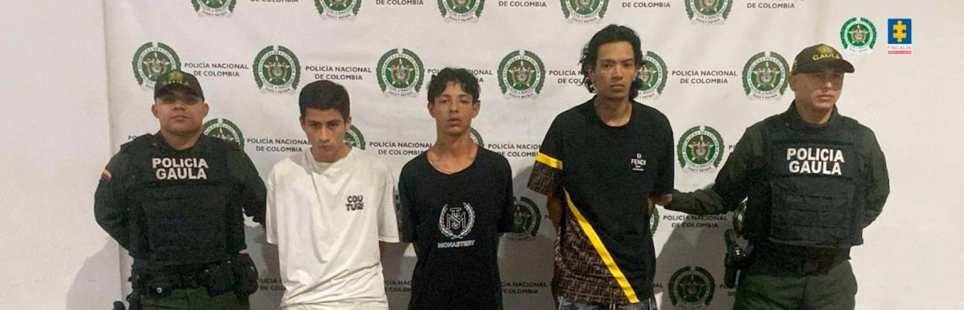 Ellos son José David Arroyave Montoya, Jefferson Stick Taborda Uribe y Said Caro Sánchez, señalados de haber participado en el autosecuestro. /FOTO: CORTESÍA