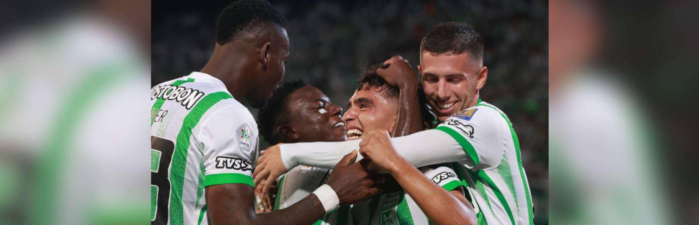 Juan Manuel Rengifo celebra el gol olímpico que le marcó al América. /FOTO: MANUEL SALDARRIAGA QUINTERO