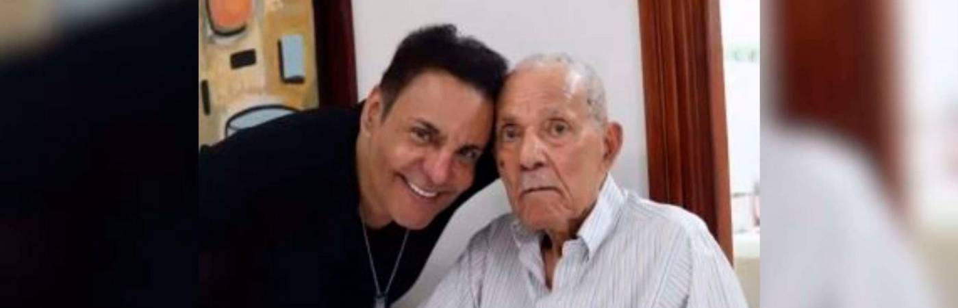 Moisés Angulo y su papá, Rafael Angulo. /FOTO: INSTAGRAM