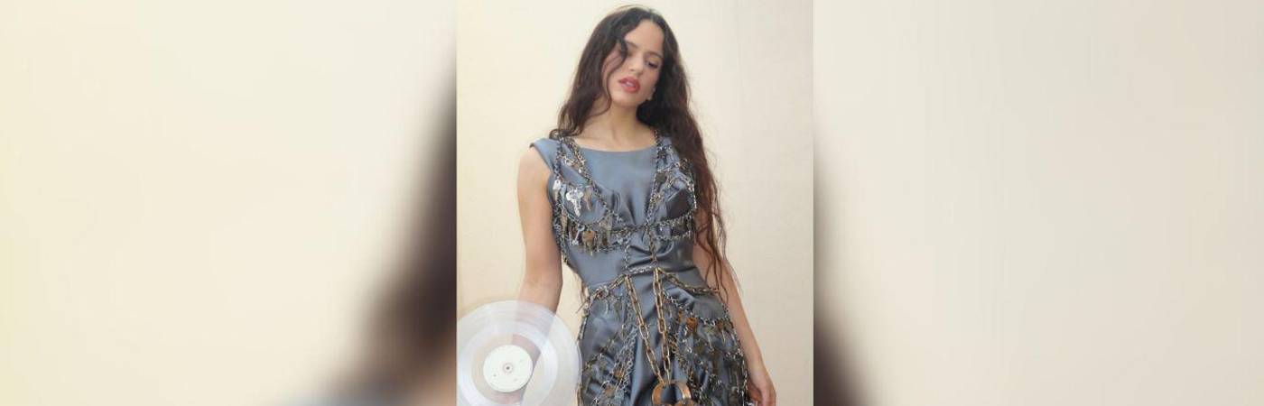 La artista se encontraba en Brasil promocionando su nuevo album ‘LUX’. FOTO: IG @rosalia.vt