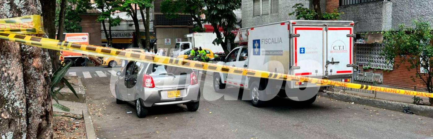 Este es el cruce de la calle 50B con la carrera 40, a una cuadra de la Placita de Flórez, donde ocurrió el crimen. /FOTO: ANDRÉS FELIPE OSORIO GARCÍA