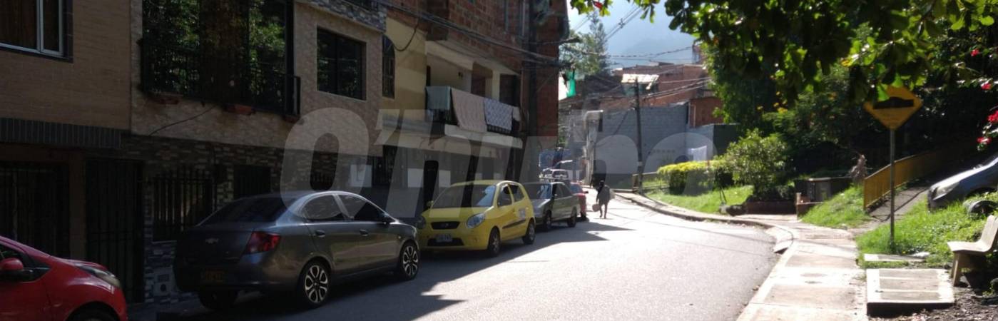 En este sector del barrio El Vergel ocurrió la pelea en la que resultó herido Yohan Eduardo Espinosa Álvarez. FOTO: GUILLERMO LEÓN OSPINA MUÑOZ
