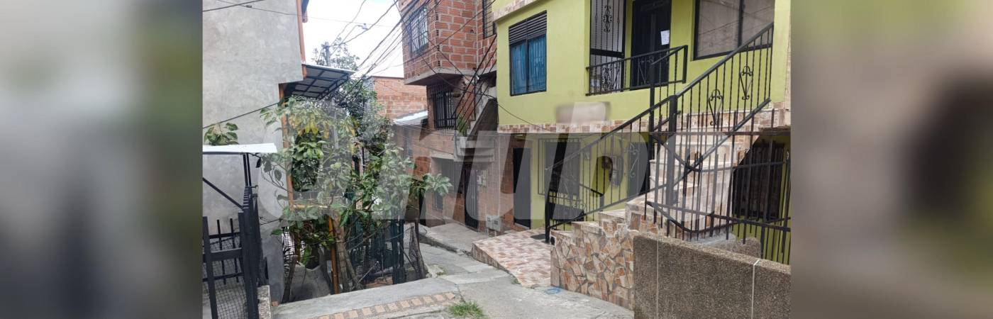 En esta cuadra del barrio Villa Flora fue donde golpearon a Jovan Esteban Leal David. FOTO: ALEJANDRA MORALES RÍOS