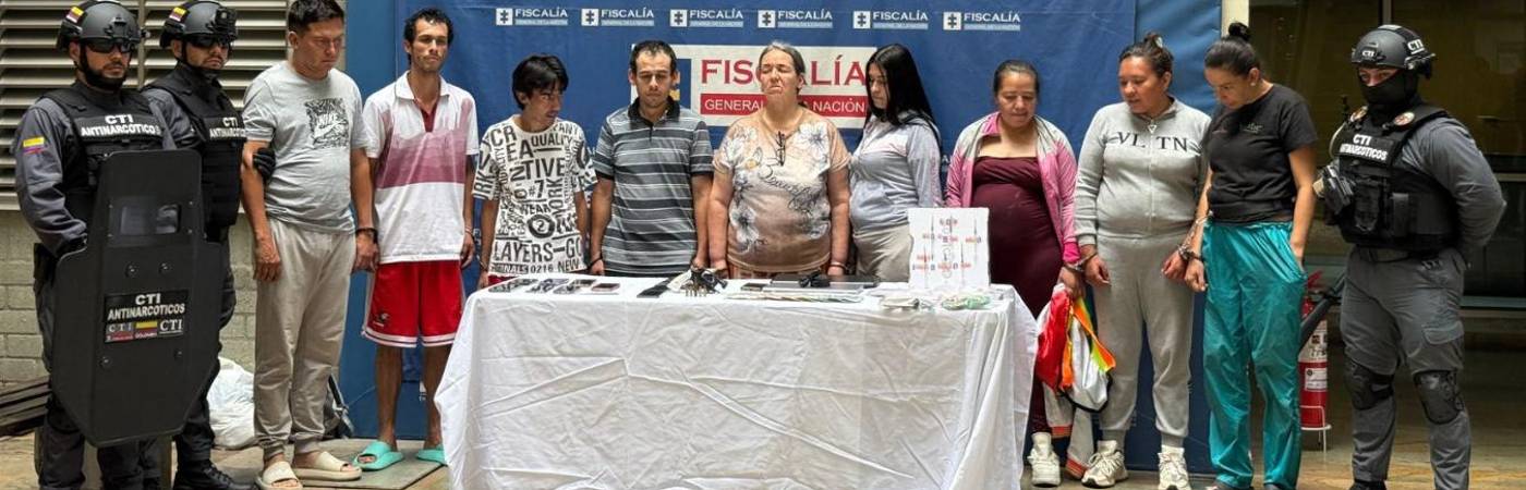 Los capturados fueron cobijados con medida de aseguramiento y detención domiciliaria por distintos delitos. FOTO: CORTESÍA SECRETARÍA DE SEGURIDAD DE MEDELLÍN