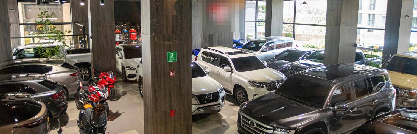 Referencia compraventa vehicular. FOTO: ARCHIVO CARLOS VELÁSQUEZ